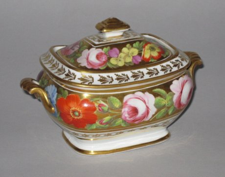 COALPORT Porcelain Sucrier & Cover. Circa 1810. - Click to enlarge and for full details.