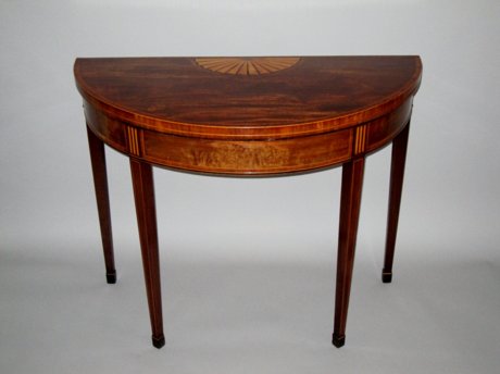 LATE 18TH CENTURY MAHOGANY TEA TABLE. CIRCA 1780. - Click to enlarge and for full details.
