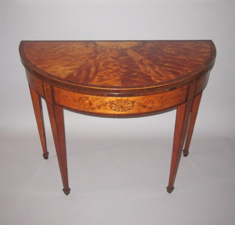 A FINE GEORGE III SATINWOOD & MARQUETRY CARD TABLE. CIRCA 1790. - Click to enlarge and for full details.
