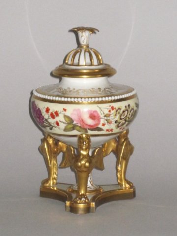 FLIGHT BARR & BARR WORCESTER POT POURRI BOWL & COVER. CIRCA 1815-20 - Click to enlarge and for full details.