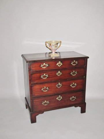 GEORGE III MAHOGANY CHEST, CIRCA 1775 - Click to enlarge and for full details.