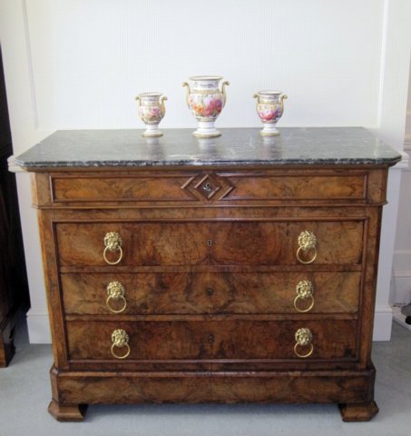 FRENCH WALNUT & MARBLE COMMODE. CIRCA 1825 - Click to enlarge and for full details.