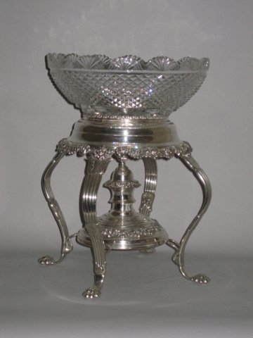 OLD SHEFFIELD PLATE SILVER EPERGNE. CIRCA 1825. - Click to enlarge and for full details.