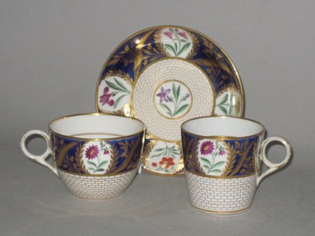 CHAMBERLAINS WORCESTER TRIO, CIRCA 1820 - Click to enlarge and for full details.
