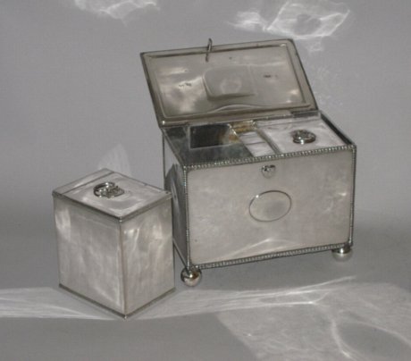 RARE OLD SHEFFIELD PLATE SILVER DOUBLE TEA CADDY, CIRCA 1790 - Click to enlarge and for full details.