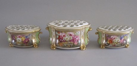 A GARNITURE OF THREE BLOOR DERBY BOUGH POTS, CIRCA 1820 - Click to enlarge and for full details.