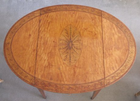 A VERY FINE SHERATON INLAID SATINWOOD PEMBROKE TABLE. GEORGE III, CIRCA 1780. - Click to enlarge and for full details.