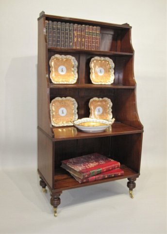 ​A MAHOGANY WATERFALL BOOKCASE/DISPLAY CASE. GEORGE III, CIRCA 1810. - Click to enlarge and for full details.