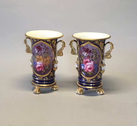 ​A FINE PAIR OF ENGLISH PORCELAIN VASES CIRCA 1825.  - Click to enlarge and for full details.