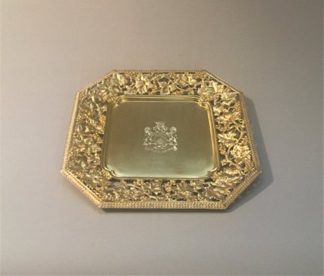 SILVERGILT DESSERT DISH. LONDON 1885 - Click to enlarge and for full details.