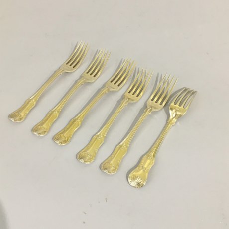 ​A SET OF SIX SILVER GILT DESSERT FORKS. WILLIAM ELEY & WILLIAM FEARN. LONDON 1802 - Click to enlarge and for full details.