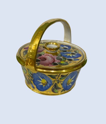 A FINE ENGLISH PORCELAIN POT POURRI, CIRCA 1815. - Click to enlarge and for full details.