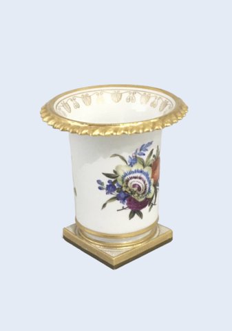 A FINE FLIGHT BARR & BARR WORCESTER PORCELAIN MINIATURE VASE, CIRCA 1820 - Click to enlarge and for full details.