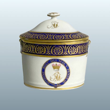 A RARE ENGLISH PORCELAIN SUCRIER & COVER - Click to enlarge and for full details.