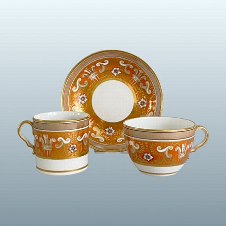 ​A FINE SPODE PORCELAIN TRIO, CIRCA 1815.  - Click to enlarge and for full details.