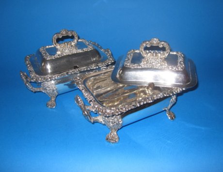 Pair of Old Sheffield Plate silver sauce tureens - Click to enlarge and for full details.