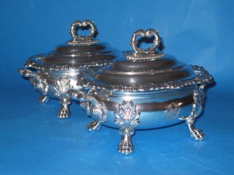 Superb quality pair of Regency old sheffield silver sauce tureens - Click to enlarge and for full details.
