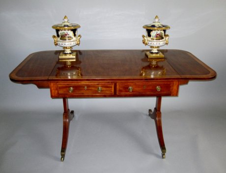AGEORGE III MAHOGANY & CROSS BANDED SOFA TABLE. CIRCA 1800 - Click to enlarge and for full details.