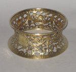 A VERY RARE MERCURIAL GILT OLD SHEFFIELD PLATE SILVER DISH RING. CIRCA1770. - Click to enlarge and for full details.
