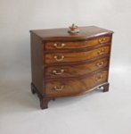 18TH CENTURY MAHOGANY SERPENTINE CHEST. CIRCA 1780 - Click to enlarge and for full details.