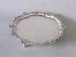 ​A GOOD EARLY OLD SHEFFIELD PLATE SMALL SILVER WAITER, CIRCA 1765. - Click to enlarge and for full details.