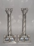 A GOOD PAIR OF OLD SHEFFIELD PLATE SILVER CANDLESTICKS, GEORGE III, C. 1780. - Click to enlarge and for full details.