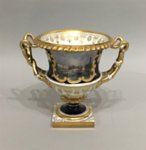 ​A CHAMBERLAIN & CO. WORCESTER VASE, CIRCA 1840 - Click to enlarge and for full details.