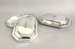 ​A SPLENDID PAIR OF LATE 18TH CENTURY OLD SHEFFIELD PLATE SILVER ENTR�E DISHES AND COVERS, CIRCA 1780 - Click to enlarge and for full details.