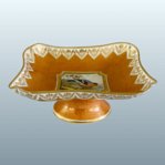 A FINE CHAMBERLAINS WORCESTER PORCELAIN CENTREPIECE, CIRCA 1815. - Click to enlarge and for full details.