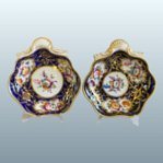 ​PAIR OF COALPORT PORCELAIN SHELL-SHAPED DESSERT DISHES, CIRCA 1825 - Click to enlarge and for full details.